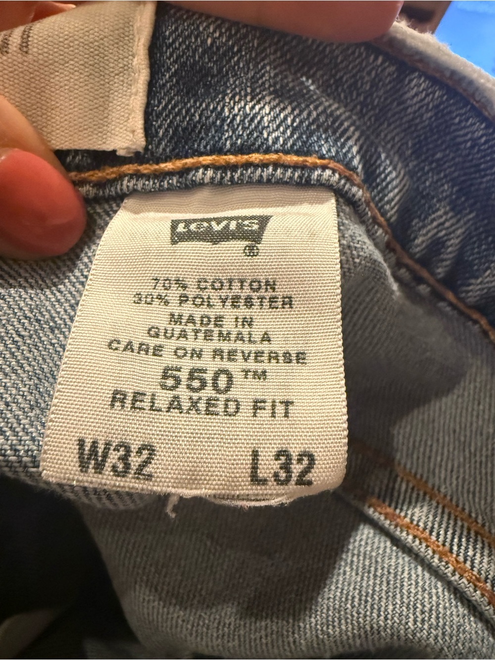 VTG 90s Levi’s 550 Relaxed Fit Jeans | 32x32 Light Wash Distressed Ripped - Picture 15 of 16